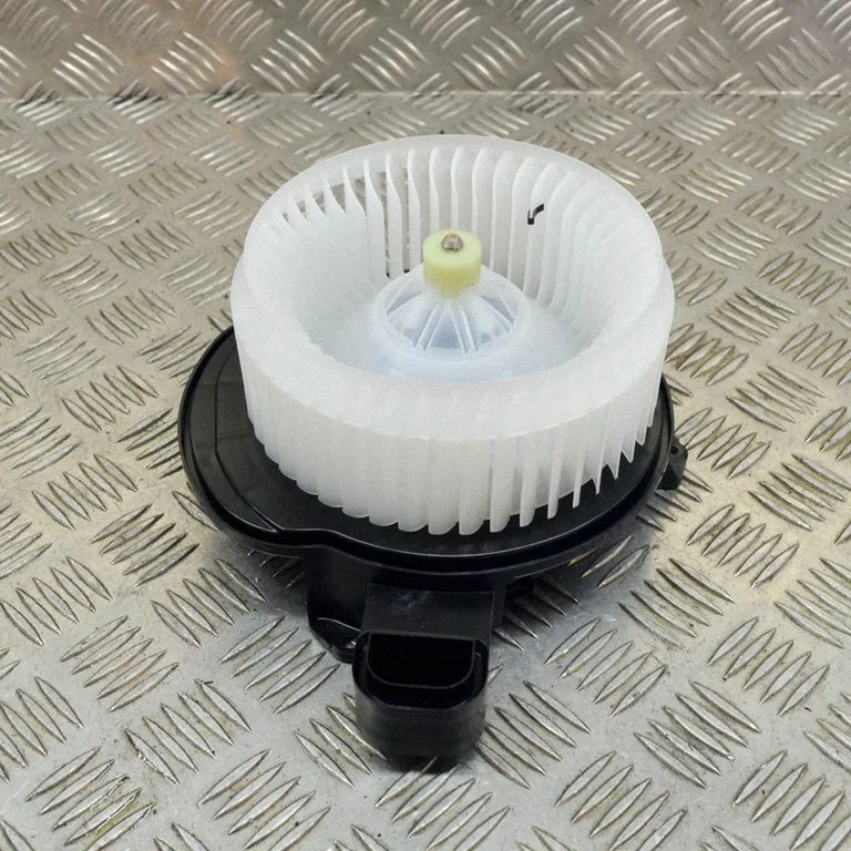 Krāsniņas ventilators/pūtējs RHCAB3