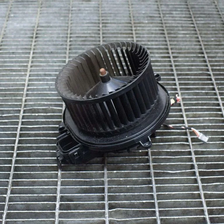 Krāsniņas ventilators/pūtējs T967354