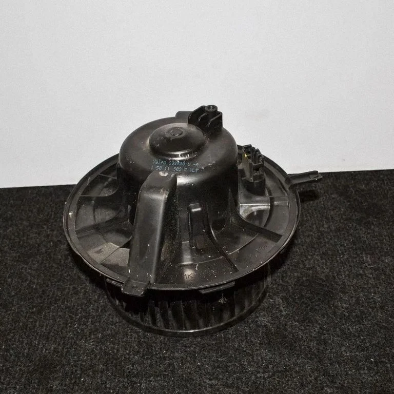 Krāsniņas ventilators/pūtējs – Volkswagen Golf Plus (2005-2013)