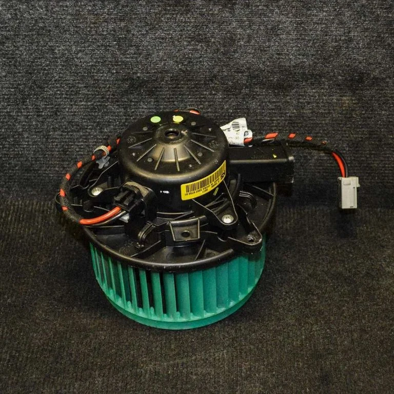 Krāsniņas ventilators/pūtējs – Opel Meriva A (2003-2010)