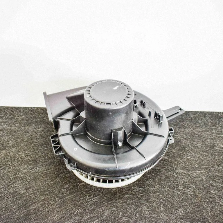 Krāsniņas ventilators/pūtējs 6R2819015