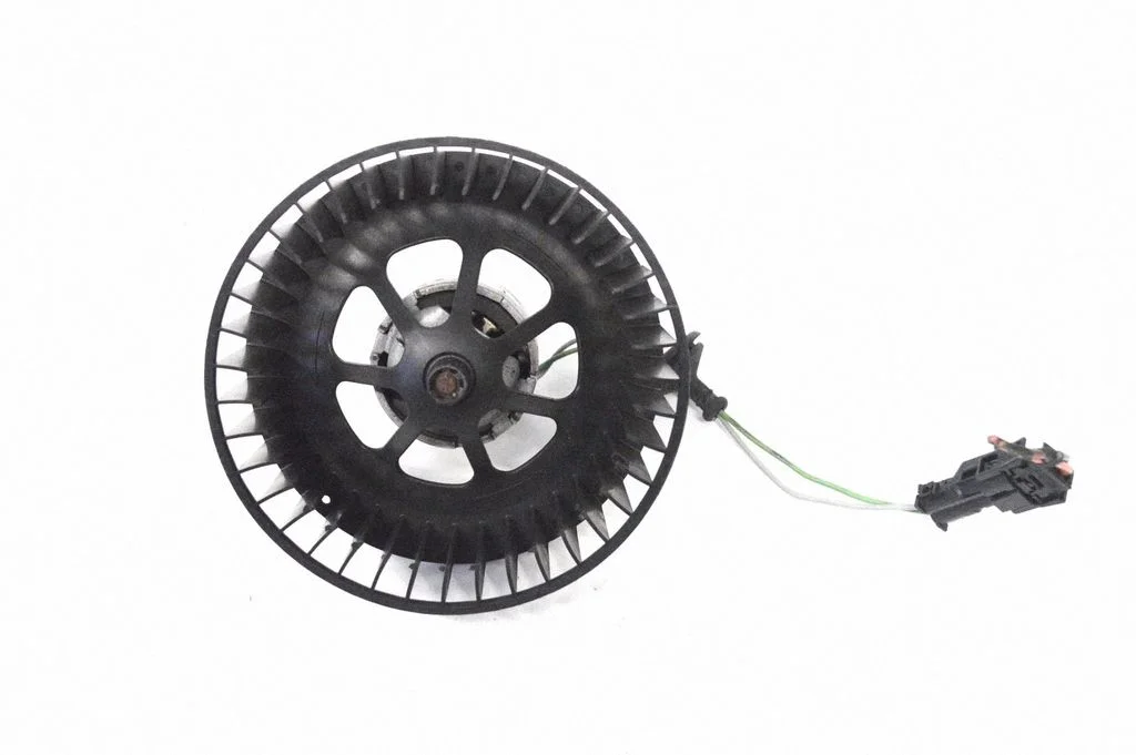 Krāsniņas ventilators/pūtējs 0130007353