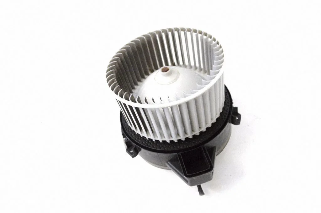 Krāsniņas ventilators/pūtējs 0130309507
