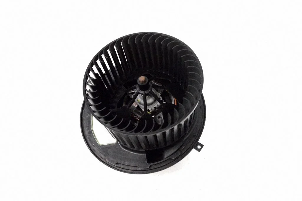 Krāsniņas ventilators/pūtējs 9303693