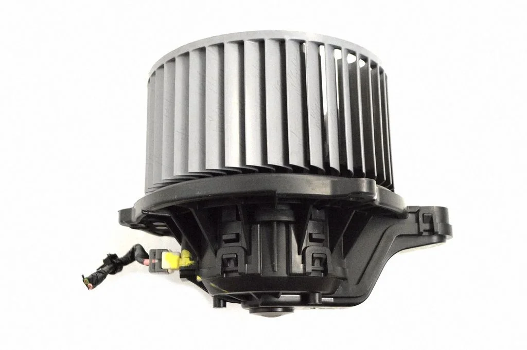 Krāsniņas ventilators/pūtējs – Hyundai i30 (2013-2016)