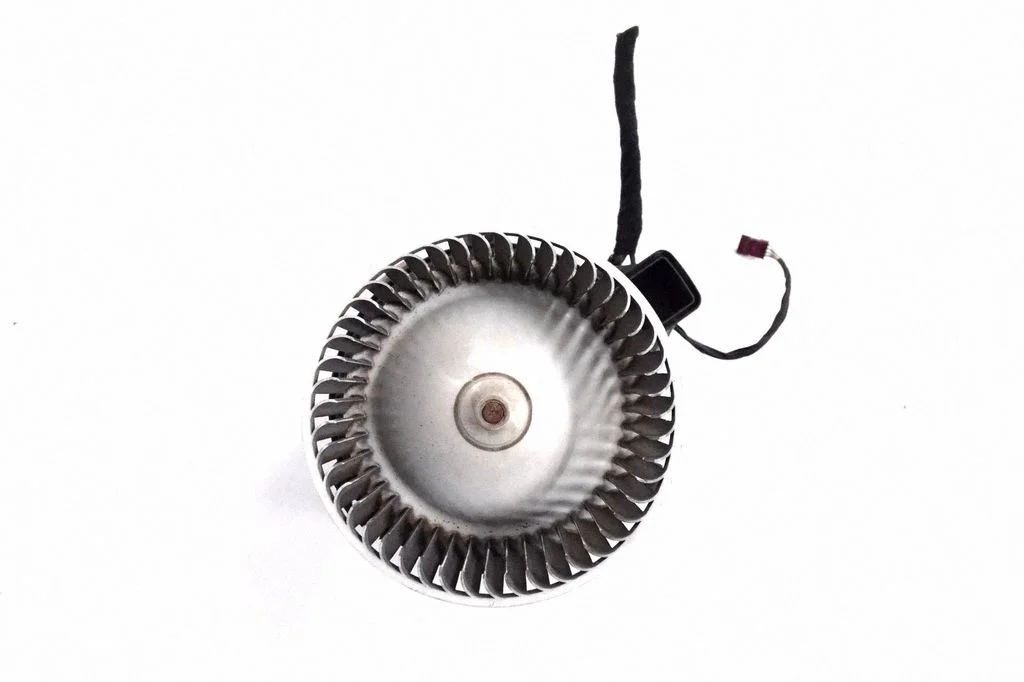 Krāsniņas ventilators/pūtējs – BMW 5. sērija G30 G31 G38 (2016-)