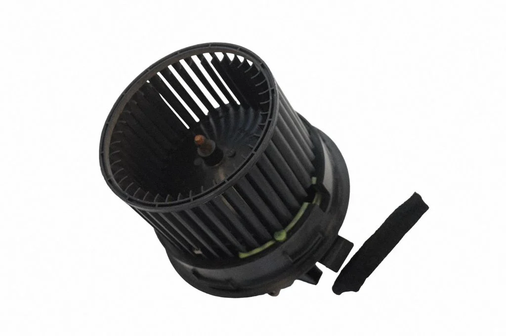 Krāsniņas ventilators/pūtējs T73641C