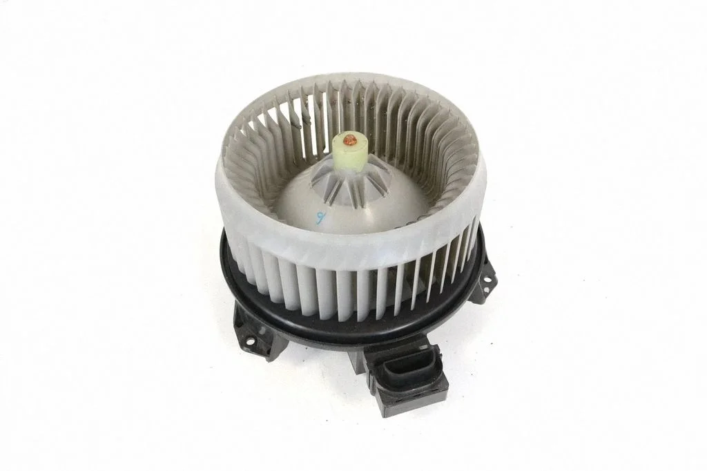 Krāsniņas ventilators/pūtējs AV2727005381