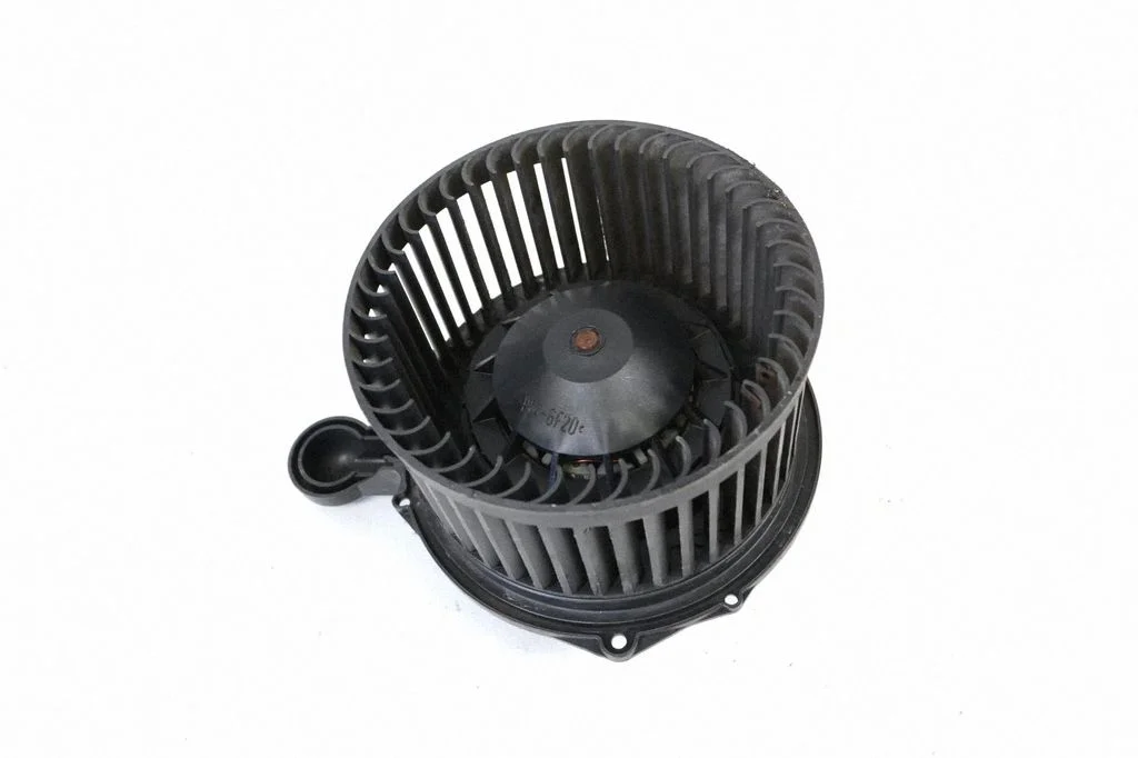 Krāsniņas ventilators/pūtējs 2R8H19846BD