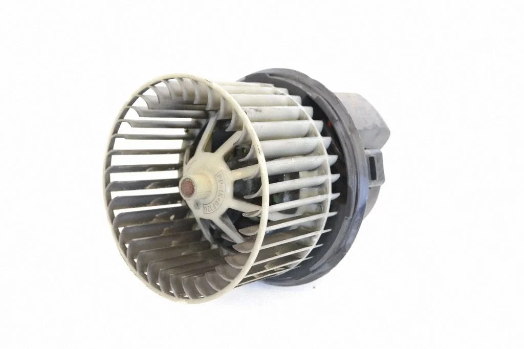 Krāsniņas ventilators/pūtējs 6C1H18456CA