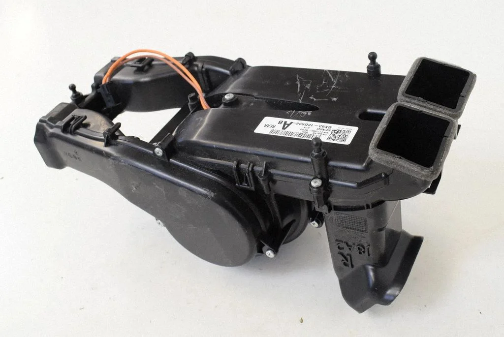 Krāsniņas ventilators/pūtējs GX6318D698AB