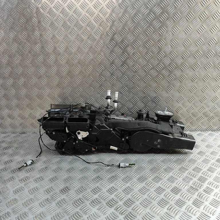 Interior heater climate box assembly CZ4432302516