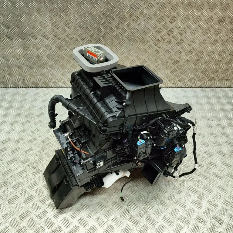 Salona klimata mezgla komplekts 1EA820351AS