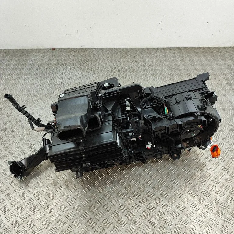 Interior heater climate box assembly STE8100010AD2