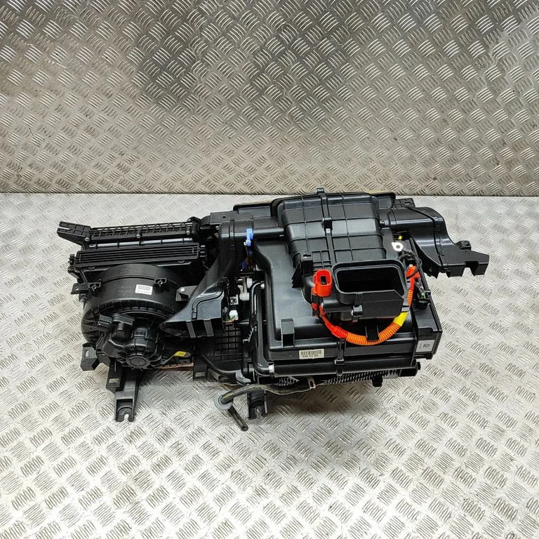 Salongi kütte- ja kliimaploki komplekt D316CWFLA01