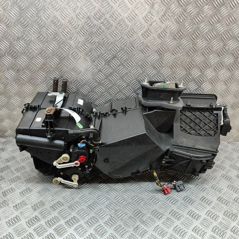 Interior heater climate box assembly – Porsche 911 997 (2004-2013)