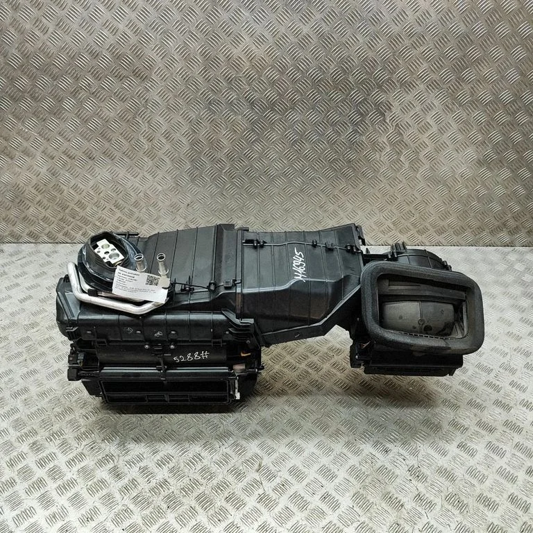 Salona klimata mezgla komplekts 4G1820005K