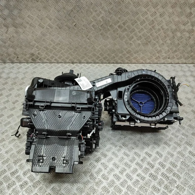 Interior heater climate box assembly M8E219E963DE