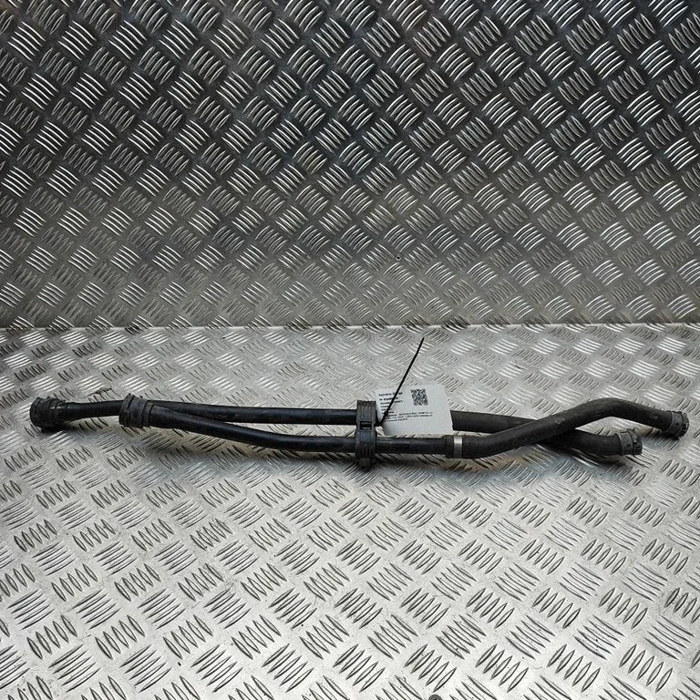 Motora dzesēšanas caurule (-es)/šļūtene (-es) A9105012000