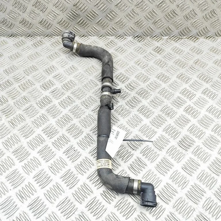 Motora dzesēšanas caurule (-es)/šļūtene (-es) A2978305702