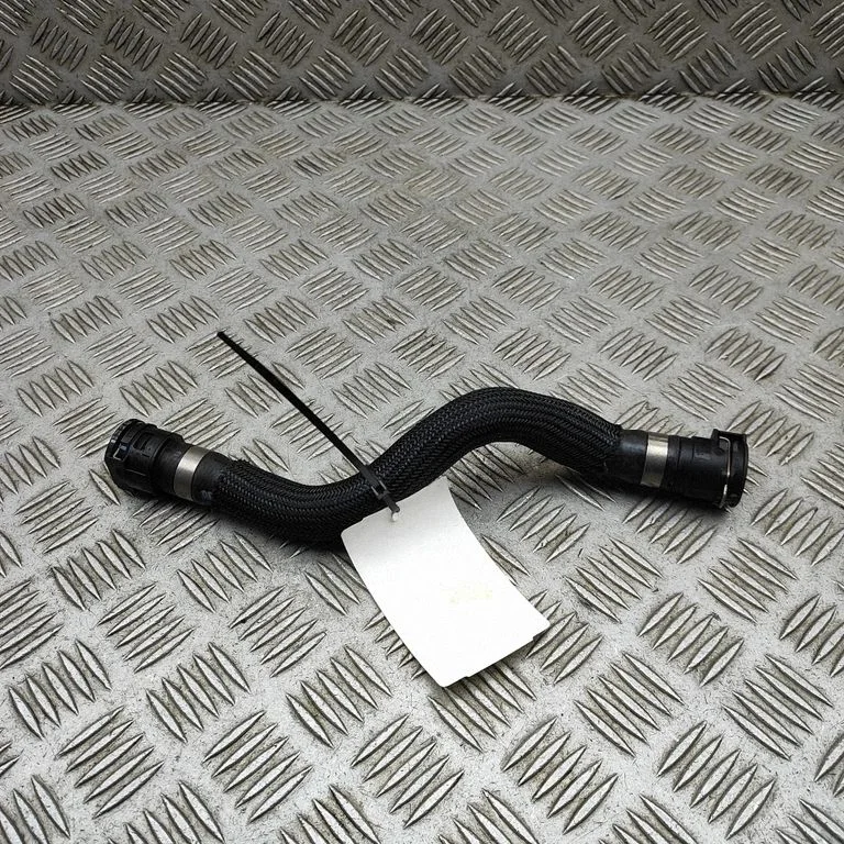Mootori jahutusvedeliku toru / voolik 9840923080