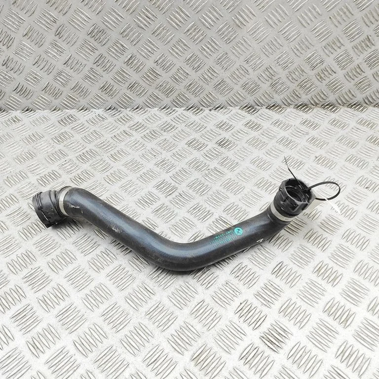 Engine coolant pipe/hose 8591941