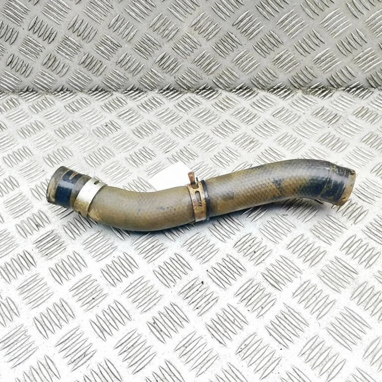 Przewody układu chłodzenia silnika 8980933271