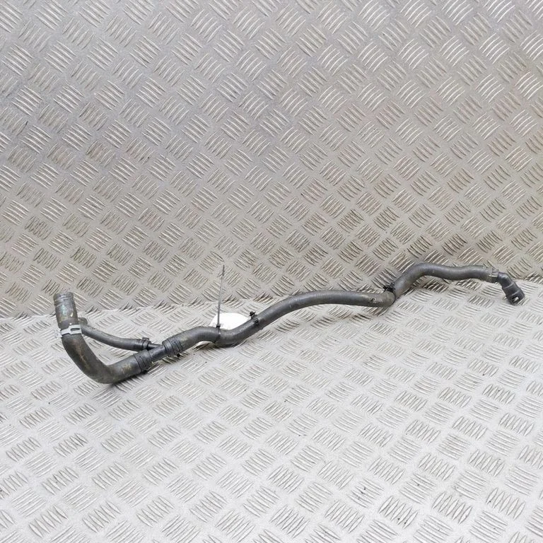 Engine coolant pipe/hose LJ9310C705BC