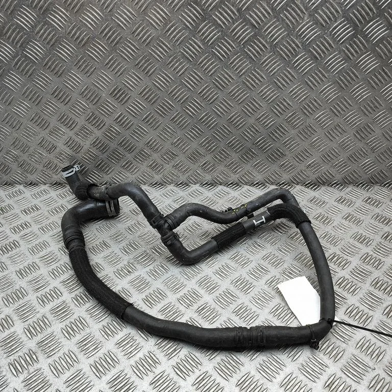 Motora dzesēšanas caurule (-es)/šļūtene (-es) NK318D050BEC