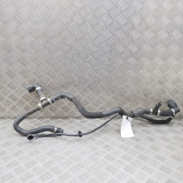 Engine coolant pipe/hose 9844546