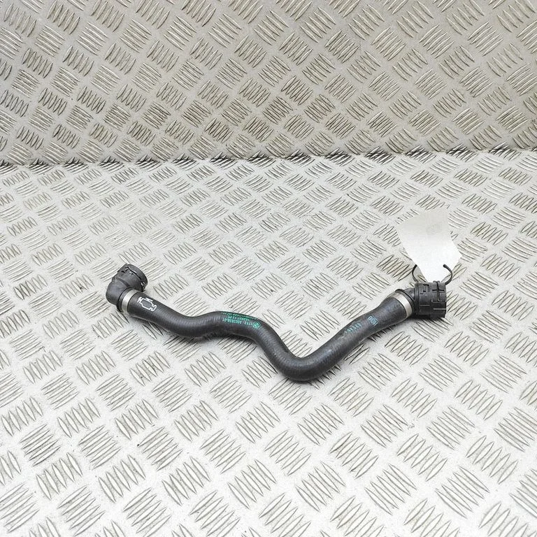 Motora dzesēšanas caurule (-es)/šļūtene (-es) 9503838