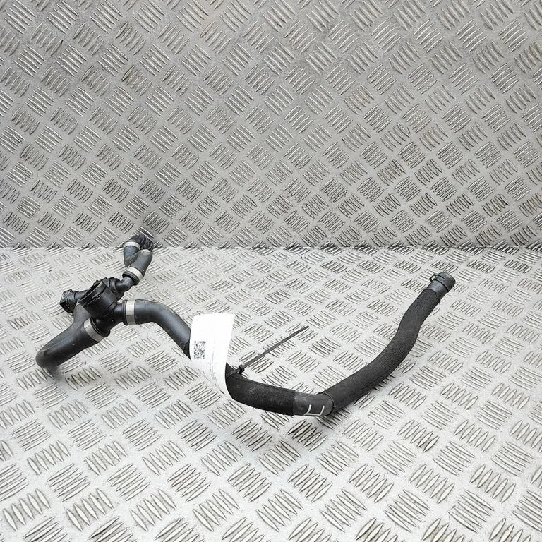 Motora dzesēšanas caurule (-es)/šļūtene (-es) 8670700
