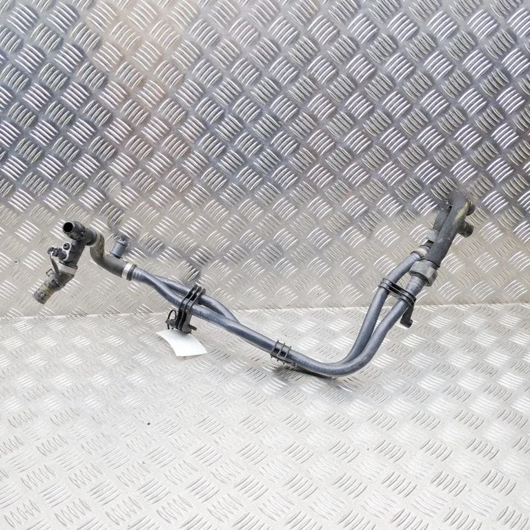 Engine coolant pipe/hose – Porsche Taycan 9J1 (2019-)