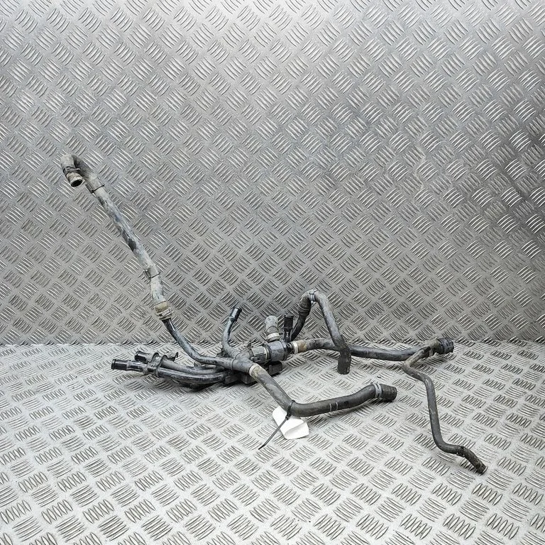 Motora dzesēšanas caurule (-es)/šļūtene (-es) 1EA121096