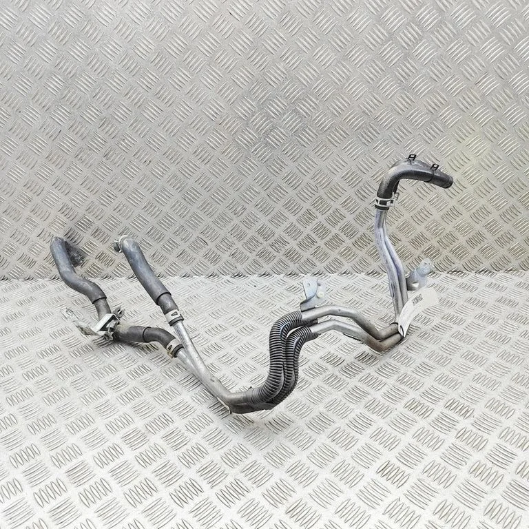 Engine coolant pipe/hose NA6T61211