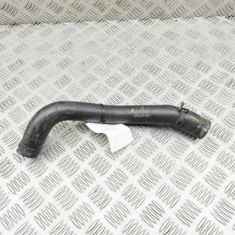 Engine coolant pipe/hose PEET15186