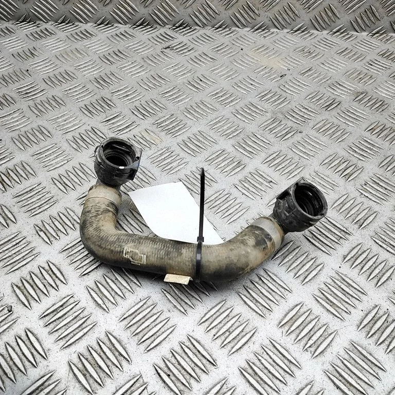 Engine coolant pipe/hose 8743385