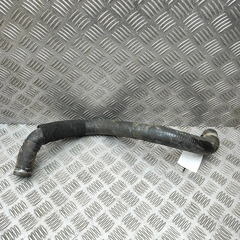 Engine coolant pipe/hose 05005318AB