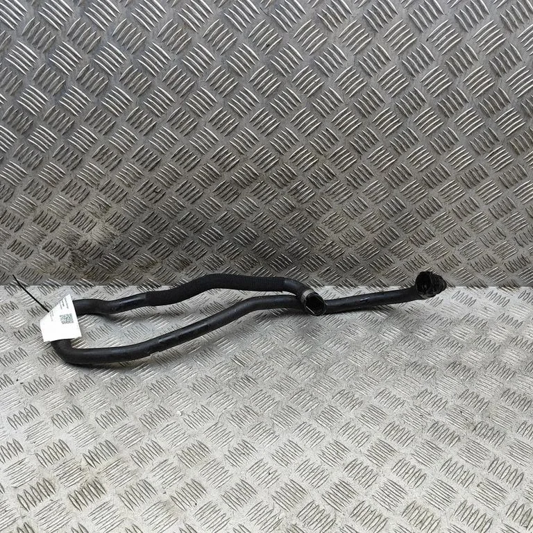 Motora dzesēšanas caurule (-es)/šļūtene (-es) 9845638
