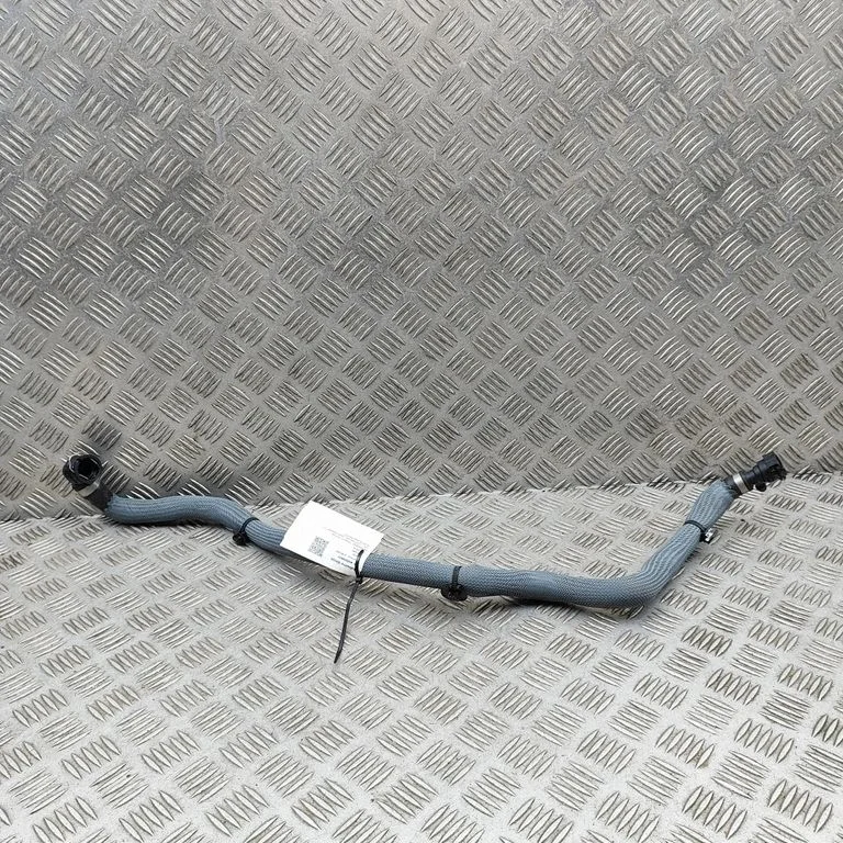 Motora dzesēšanas caurule (-es)/šļūtene (-es) 215151552R