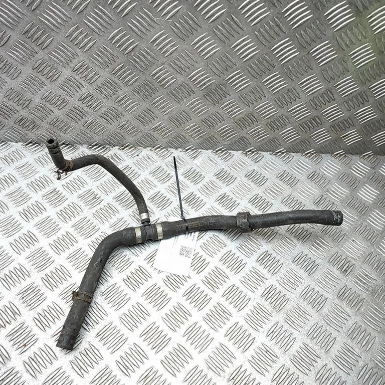 Przewody układu chłodzenia silnika A2228309304
