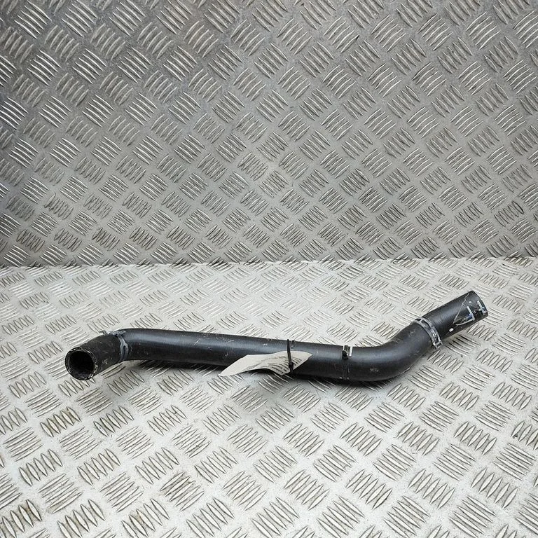Engine coolant pipe/hose SA3HE1303110