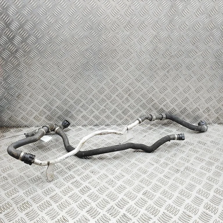 Motora dzesēšanas caurule (-es)/šļūtene (-es) 8096448