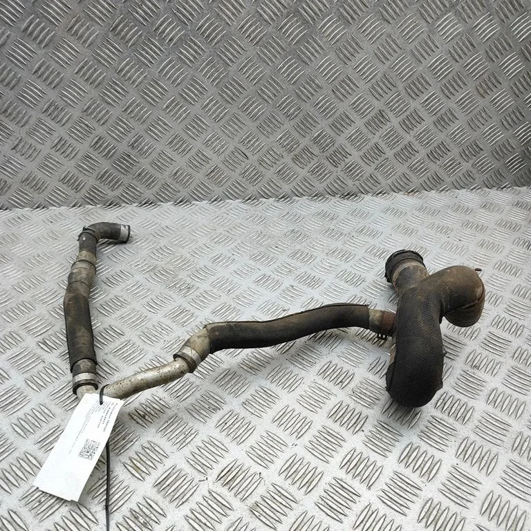 Engine coolant pipe/hose 8K0121055Q