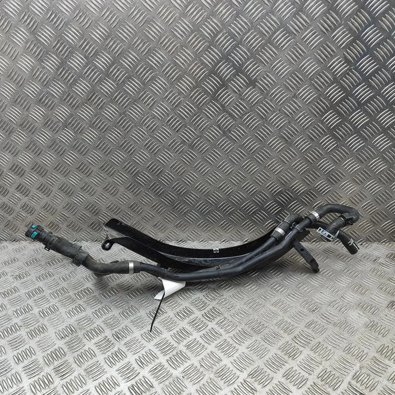 Motora dzesēšanas caurule (-es)/šļūtene (-es) 31686993