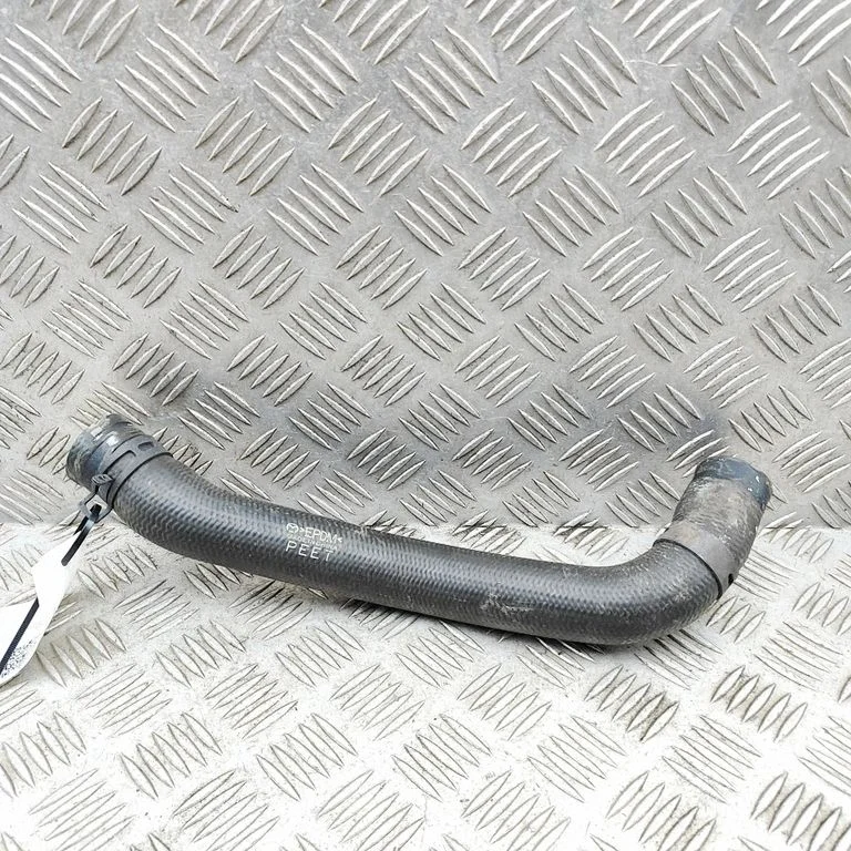 Engine coolant pipe/hose PEET15186