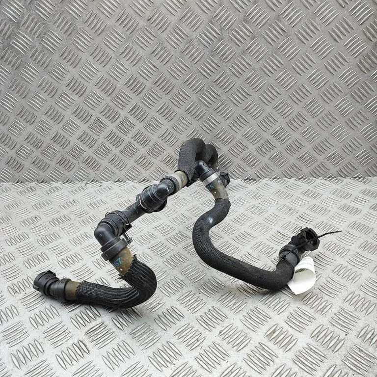 Engine coolant pipe/hose 9826413280