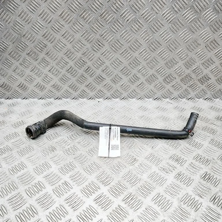 Motora dzesēšanas caurule (-es)/šļūtene (-es) SC2EM1303130