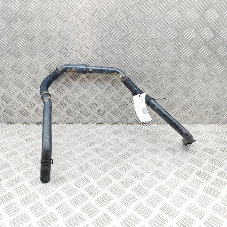Mootori jahutusvedeliku toru / voolik SA3EFU1303100