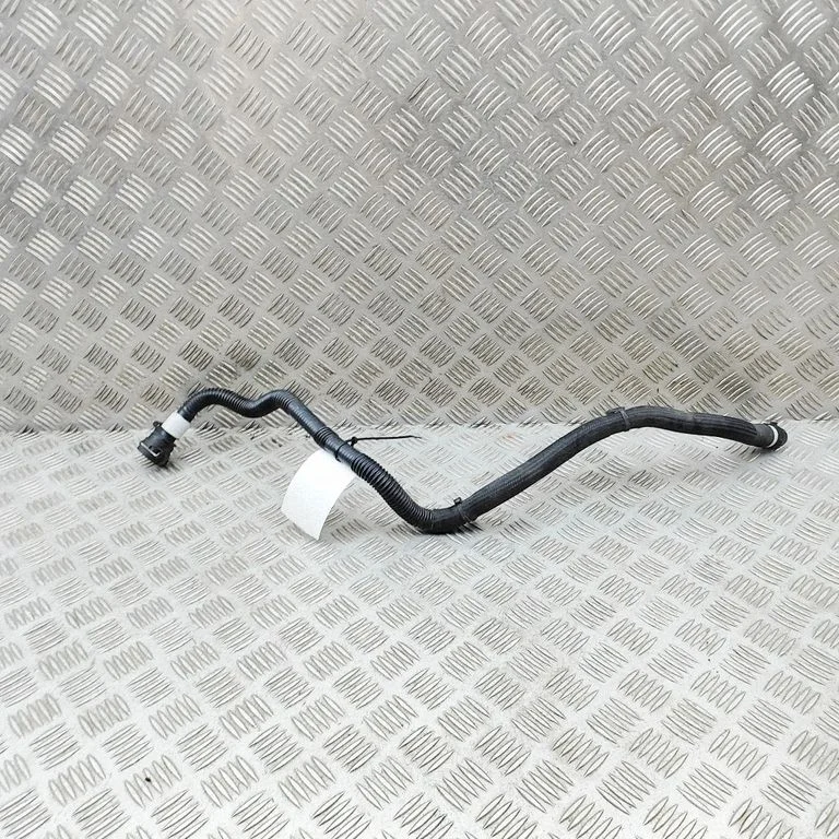 Engine coolant pipe/hose – Tesla Model Y (2020-)